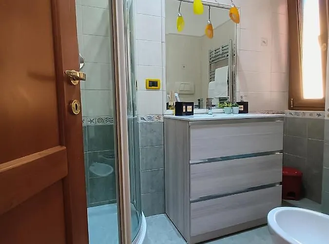 Avellini - Delightful And Spacious With Terrace - Near Metro A Cornelia Appartement *