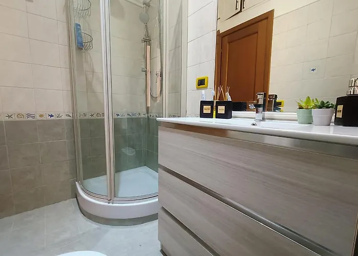 Avellini - Delightful And Spacious With Terrace - Near Metro A Cornelia Appartement