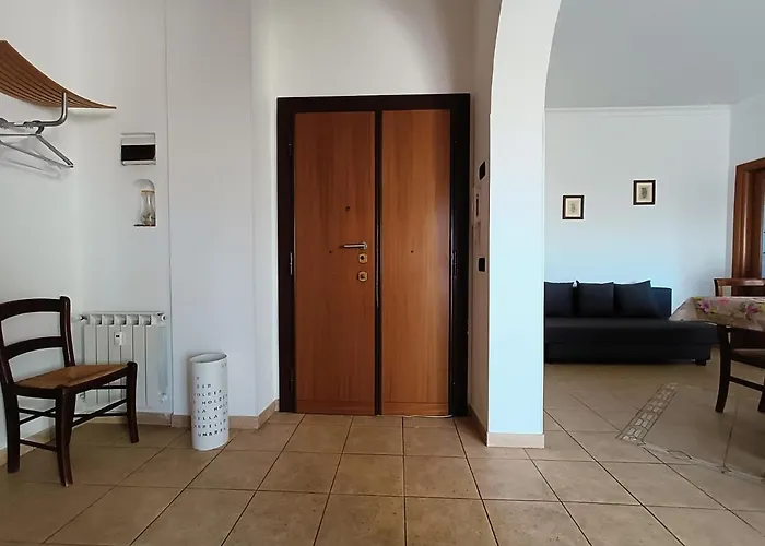 Appartement Avellini - Delightful And Spacious With Terrace - Near Metro A Cornelia