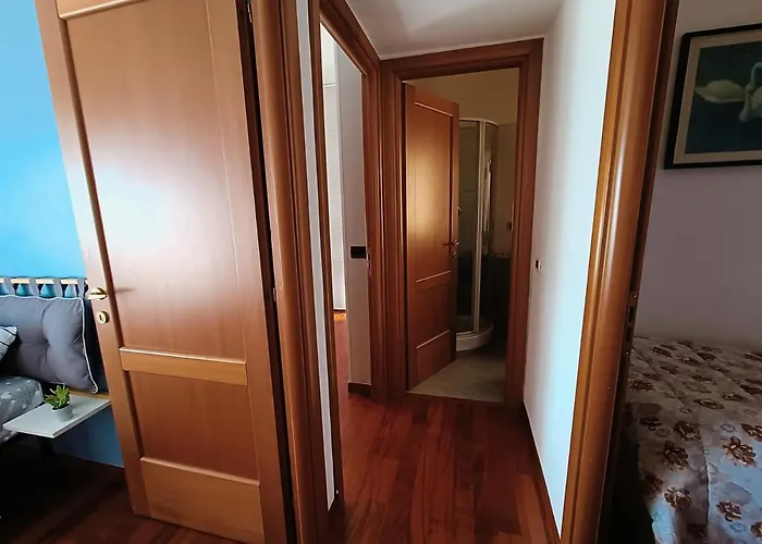 Avellini - Delightful And Spacious With Terrace - Near Metro A Cornelia Appartement