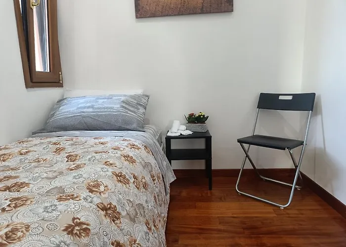 Appartement Avellini - Delightful And Spacious With Terrace - Near Metro A Cornelia *