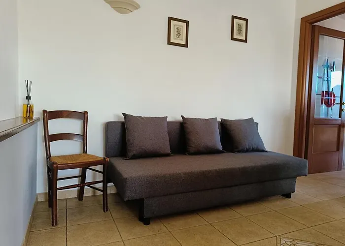 Avellini - Delightful And Spacious With Terrace - Near Metro A Cornelia * Rome