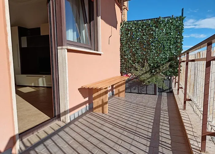 Avellini - Delightful And Spacious With Terrace - Near Metro A Cornelia *